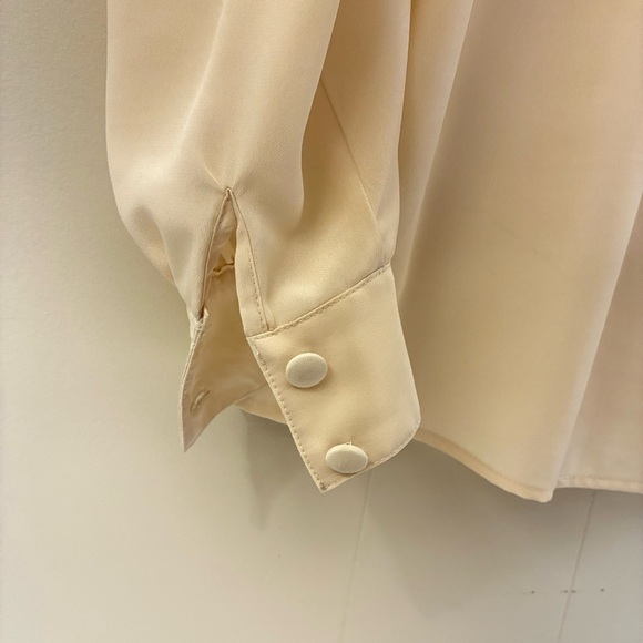 Vintage Prophecy Cream Blouse Size 14P (Fits Small) Good Condition - Picture 7 of 9